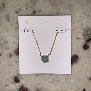 Kendra Scott Davie Pendant Necklace